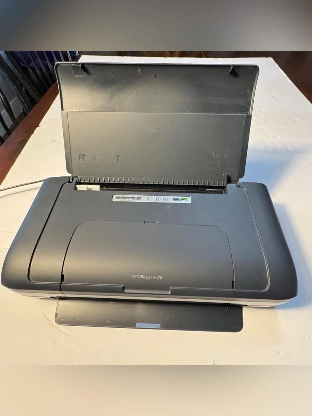 HP OfficeJet H470 Mobile Inkjet Printer with Leather Carrying Case & Accessories